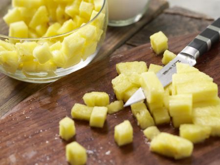 Käsekuchen mit Ananas Zubereitung Schritt 1 Käsekuchen mit Ananas Zubereitung Schritt 1
