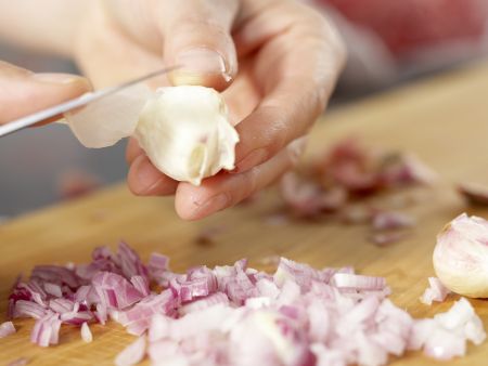 Kalbfleisch-Cannelloni Zubereitung Schritt 1 Kalbfleisch-Cannelloni Zubereitung Schritt 1