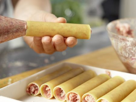 Kalbfleisch-Cannelloni Zubereitung Schritt 5 Kalbfleisch-Cannelloni Zubereitung Schritt 5