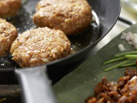 Kalbsfrikadellen – smarter Zubereitung Schritt 6 Kalbsfrikadellen – smarter Zubereitung Schritt 6