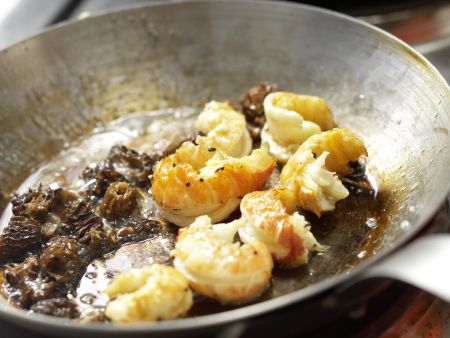 Kalbsragout mit Morcheln Zubereitung Schritt 11 Kalbsragout mit Morcheln Zubereitung Schritt 11