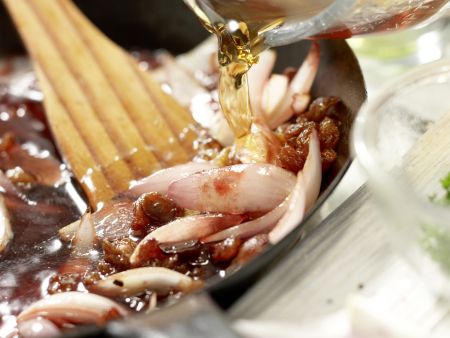Kalbsschnitzel in Granatapfelsauce Zubereitung Schritt 8 Kalbsschnitzel in Granatapfelsauce Zubereitung Schritt 8