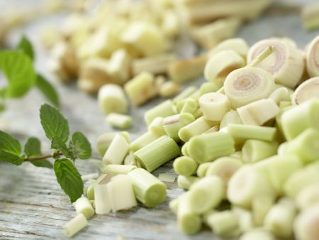Kalte Thai-Suppe Zubereitung Schritt 1 Kalte Thai-Suppe Zubereitung Schritt 1