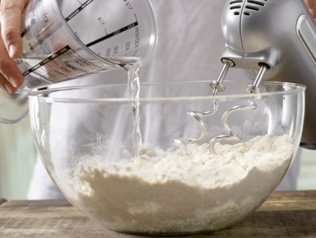 Kartoffel-Hack-Pizza Zubereitung Schritt 4 Kartoffel-Hack-Pizza Zubereitung Schritt 4