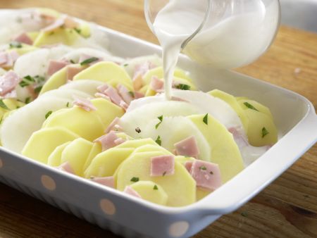 Kartoffel-Kohlrabi-Auflauf Zubereitung Schritt 4 Kartoffel-Kohlrabi-Auflauf Zubereitung Schritt 4