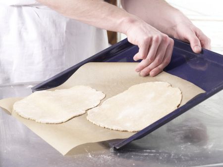 Kartoffel-Quark-Pizza Zubereitung Schritt 7 Kartoffel-Quark-Pizza Zubereitung Schritt 7