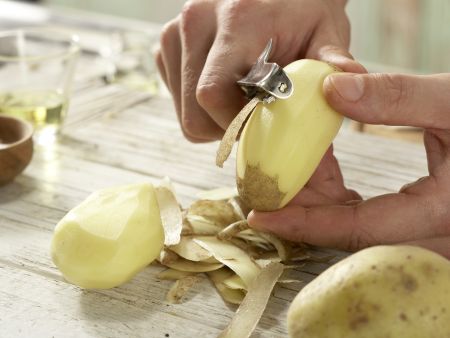 Kartoffel-Soufflé Zubereitung Schritt 1 Kartoffel-Soufflé Zubereitung Schritt 1