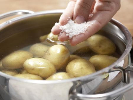 Kartoffel-Weißkohl-Ragout Zubereitung Schritt 4 Kartoffel-Weißkohl-Ragout Zubereitung Schritt 4