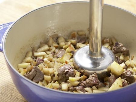 Kartoffelbrei mit Hähnchenleber Zubereitung Schritt 4 Kartoffelbrei mit Hähnchenleber Zubereitung Schritt 4