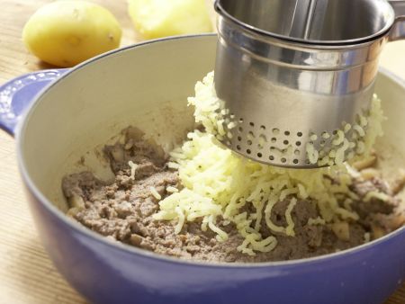 Kartoffelbrei mit Hähnchenleber Zubereitung Schritt 5 Kartoffelbrei mit Hähnchenleber Zubereitung Schritt 5