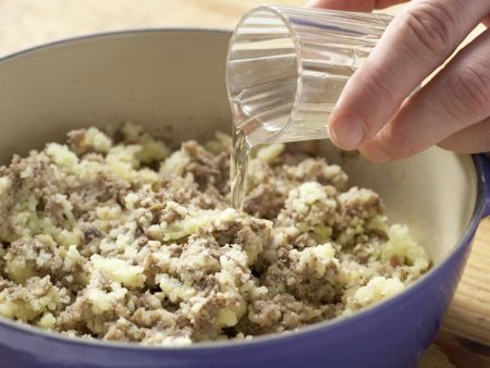 Kartoffelbrei mit Hähnchenleber Zubereitung Schritt 6 Kartoffelbrei mit Hähnchenleber Zubereitung Schritt 6