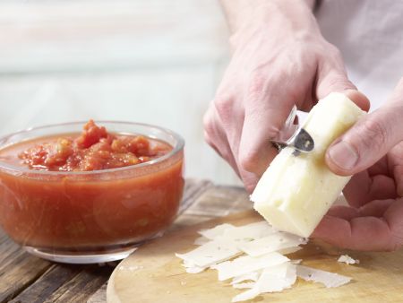Kartoffelpizza mit Pfifferlingen Zubereitung Schritt 6 Kartoffelpizza mit Pfifferlingen Zubereitung Schritt 6