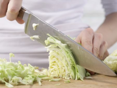 Kassler-Krautsalat Zubereitung Schritt 1 Kassler-Krautsalat Zubereitung Schritt 1