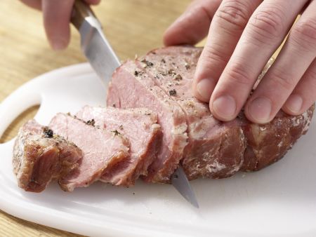 Kasslerbraten mit Kräutersauce Zubereitung Schritt 10 Kasslerbraten mit Kräutersauce Zubereitung Schritt 10