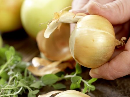 Kastanien-Kartoffel-Suppe Zubereitung Schritt 1 Kastanien-Kartoffel-Suppe Zubereitung Schritt 1