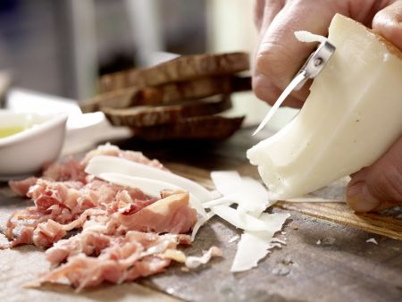 Katalanisches Röstbrot Zubereitung Schritt 4 Katalanisches Röstbrot Zubereitung Schritt 4