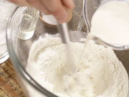 Kaviar-Blinis – smarter Zubereitung Schritt 2 Kaviar-Blinis – smarter Zubereitung Schritt 2