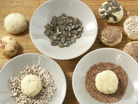 Kernige Quarkbrötchen Zubereitung Schritt 6 Kernige Quarkbrötchen Zubereitung Schritt 6