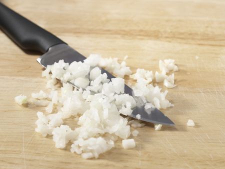 Kichererbsen-Thunfisch-Ragout Zubereitung Schritt 1 Kichererbsen-Thunfisch-Ragout Zubereitung Schritt 1