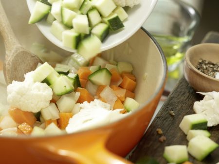 Kinder-Minestrone Zubereitung Schritt 5 Kinder-Minestrone Zubereitung Schritt 5