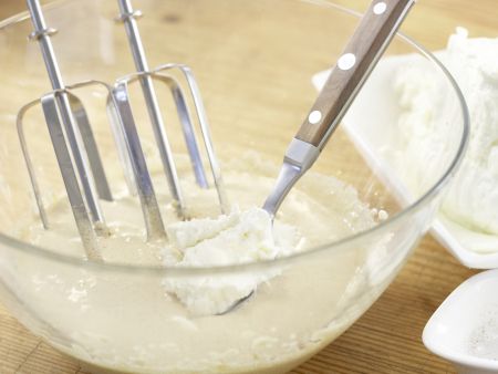 Kirsch-Käsekuchen Zubereitung Schritt 4 Kirsch-Käsekuchen Zubereitung Schritt 4