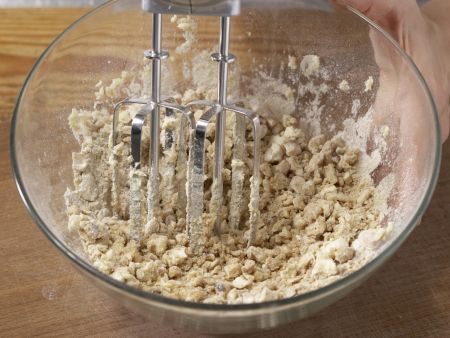 Kirsch-Streuselkuchen Zubereitung Schritt 8 Kirsch-Streuselkuchen Zubereitung Schritt 8