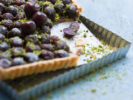 Kirschkuchen mit Pistazien