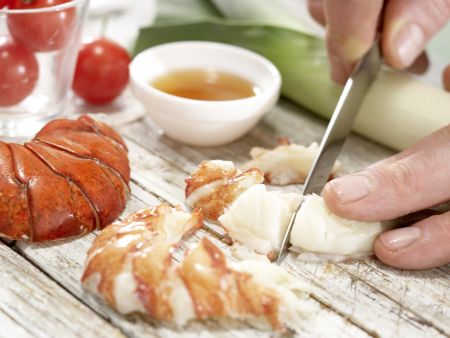 Klare Hummersuppe Zubereitung Schritt 2 Klare Hummersuppe Zubereitung Schritt 2