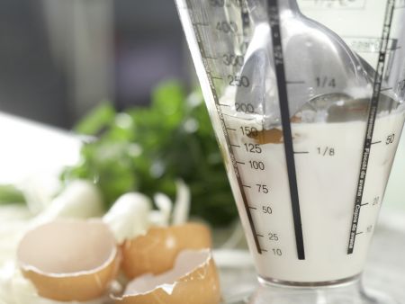 Klare Spargelsuppe – smarter Zubereitung Schritt 2 Klare Spargelsuppe – smarter Zubereitung Schritt 2