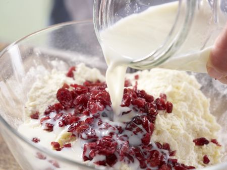 Kleine Cranberry-Kuchen Zubereitung Schritt 4 Kleine Cranberry-Kuchen Zubereitung Schritt 4