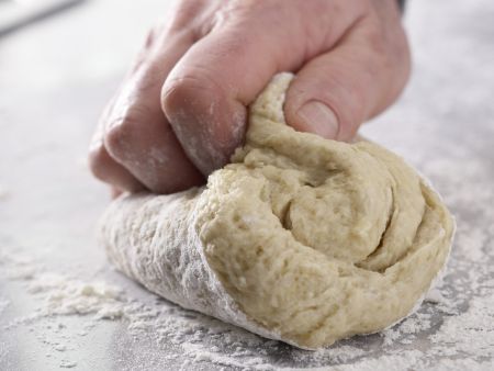 Kleine Osterkränze Zubereitung Schritt 3 Kleine Osterkränze Zubereitung Schritt 3