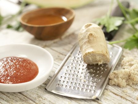 Knackiger Salat nach Thai-Art Zubereitung Schritt 6 Knackiger Salat nach Thai-Art Zubereitung Schritt 6