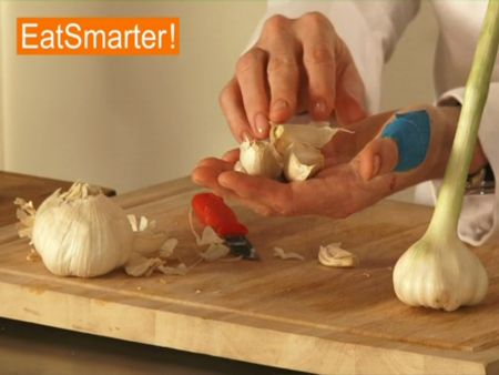Knoblauch richtig vorbereiten