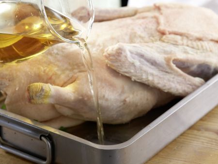 Knusprig gebratene Gans Zubereitung Schritt 6 Knusprig gebratene Gans Zubereitung Schritt 6