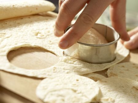 Knusprige Tortilla-Happen Zubereitung Schritt 1 Knusprige Tortilla-Happen Zubereitung Schritt 1