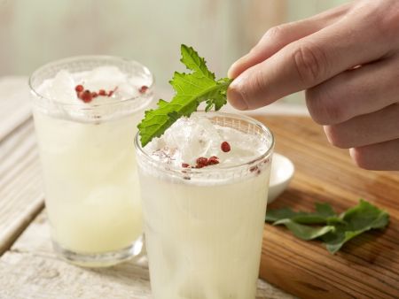 Kohlrabi-Cocktail Zubereitung Schritt 4 Kohlrabi-Cocktail Zubereitung Schritt 4