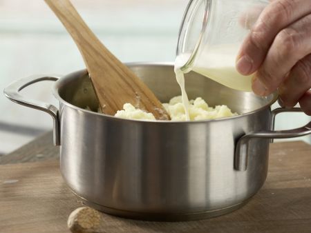 Kohlrabi-Taler mit Walnuss-Dip Zubereitung Schritt 8 Kohlrabi-Taler mit Walnuss-Dip Zubereitung Schritt 8