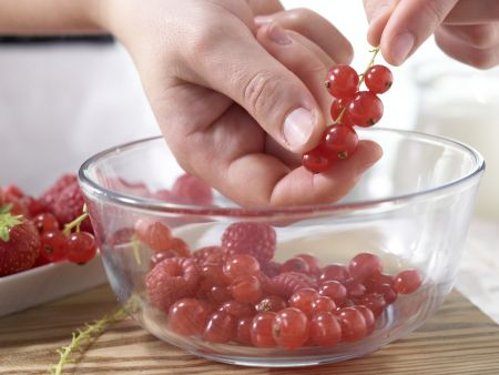 Kokosmakronentorte Zubereitung Schritt 10 Kokosmakronentorte Zubereitung Schritt 10