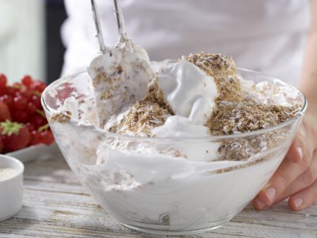 Kokosmakronentorte Zubereitung Schritt 2 Kokosmakronentorte Zubereitung Schritt 2