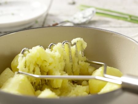 Kräuterkartoffelpüree – smarter Zubereitung Schritt 5 Kräuterkartoffelpüree – smarter Zubereitung Schritt 5