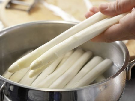 Kräuteromelett Zubereitung Schritt 2 Kräuteromelett Zubereitung Schritt 2