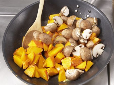 Kürbis-Champignon-Reis Zubereitung Schritt 5 Kürbis-Champignon-Reis Zubereitung Schritt 5