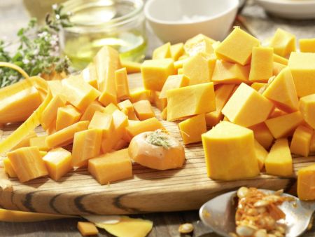 Kürbis-Möhren-Suppe – smarter Zubereitung Schritt 2 Kürbis-Möhren-Suppe – smarter Zubereitung Schritt 2