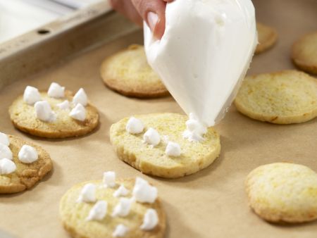 Kürbis-, Safran- und Hagebuttenplätzchen Zubereitung Schritt 13 Kürbis-, Safran- und Hagebuttenplätzchen Zubereitung Schritt 13