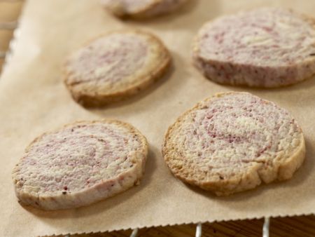 Kürbis-, Safran- und Hagebuttenplätzchen Zubereitung Schritt 19 Kürbis-, Safran- und Hagebuttenplätzchen Zubereitung Schritt 19