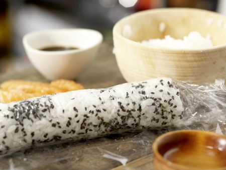 Lachs-Sushi Zubereitung Schritt 9 Lachs-Sushi Zubereitung Schritt 9