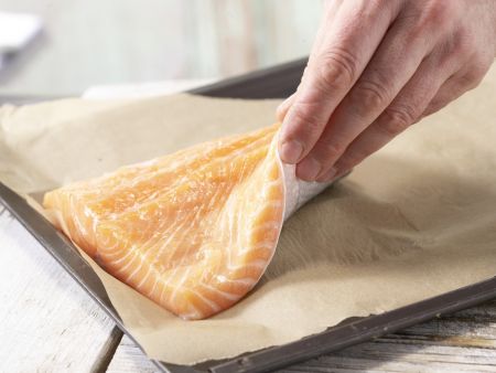 Lachsfilet aus dem Ofen Zubereitung Schritt 3 Lachsfilet aus dem Ofen Zubereitung Schritt 3