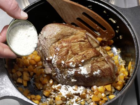 Lammbraten mit Frühlingsgemüse Zubereitung Schritt 4 Lammbraten mit Frühlingsgemüse Zubereitung Schritt 4