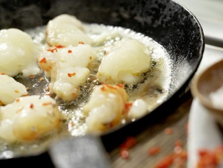 Langusten-Kokos-Suppe Zubereitung Schritt 11 Langusten-Kokos-Suppe Zubereitung Schritt 11
