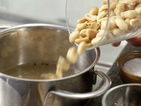 Lauch mit Erdnuss-Sauce Zubereitung Schritt 4 Lauch mit Erdnuss-Sauce Zubereitung Schritt 4